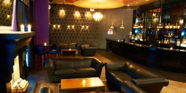 BAR LOUNGE