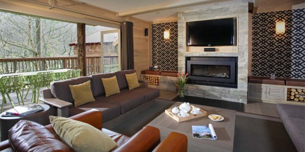 BRINGING THE OUTSIDE IN OPEN-PLAN AREAS
