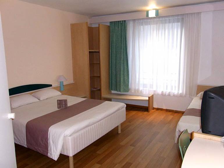 Bedroom 4
