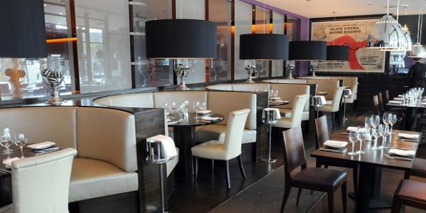 DINEINAT ALEA BAR AND CASINO