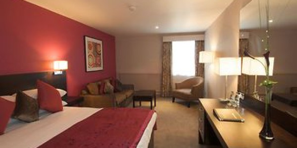 EXECUTIVE SUITES