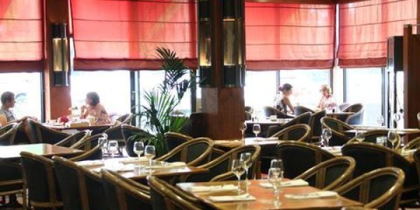 Hotel Dining