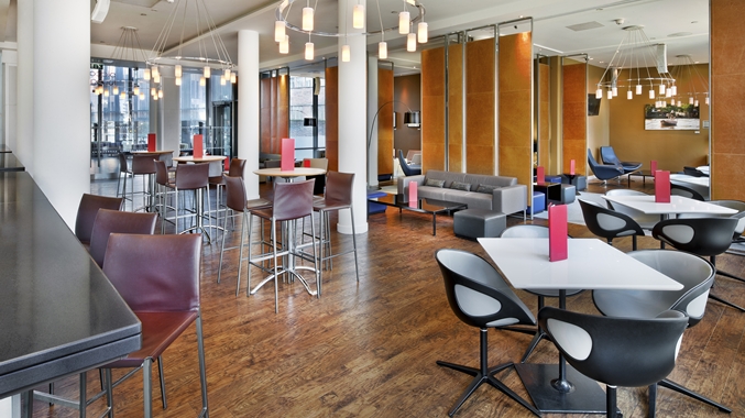 Piccadilly Lounge
