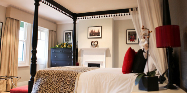 ROOM ACCOMODATION