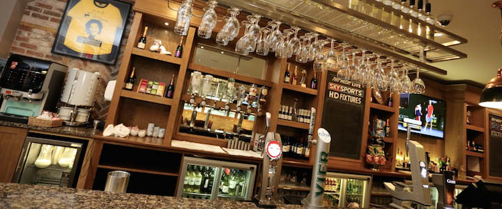SPORTS BAR