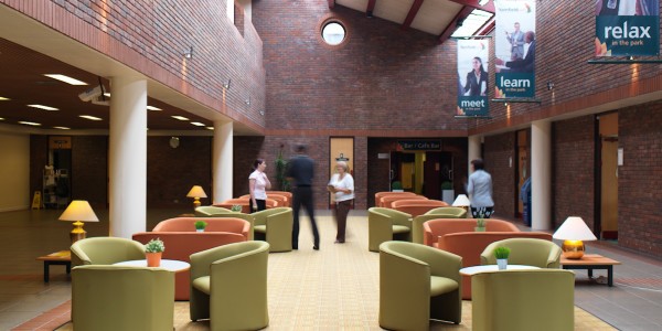 Centre Lounge