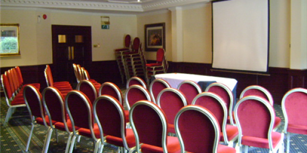 The Grovefield House Hotel Slough Meeting Room