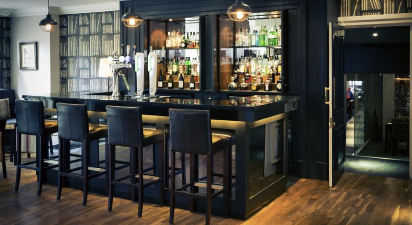 Bar Lounge