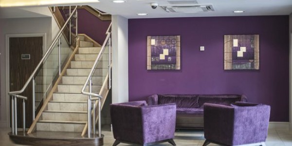 hotel lounge