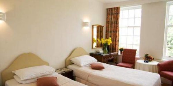 Hotel Bed